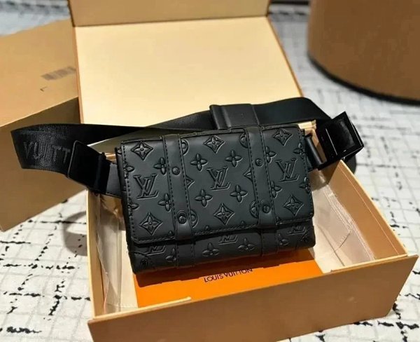 Louis Vuitton Monogram Empreinte Belt Bag Black Fashion Belt Bag product listing in Litbuy spreadsheet finds