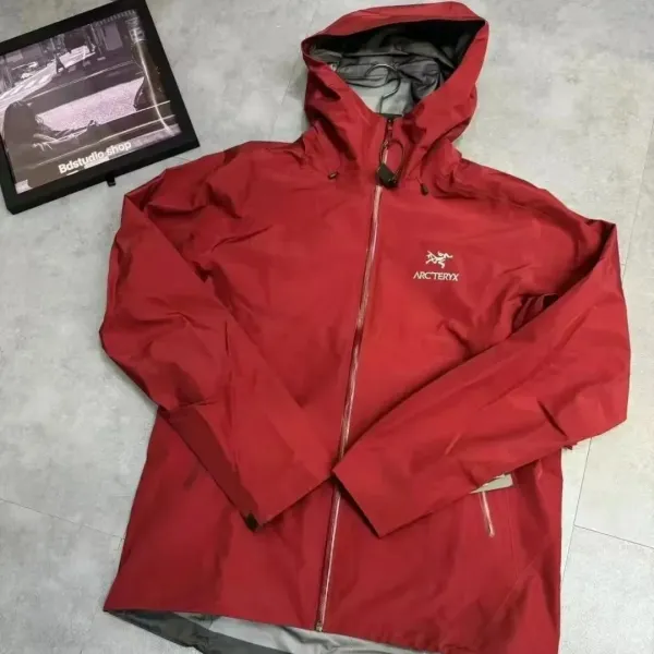 Arc'teryx Alpha SV Jacket Red Outerwear - 1