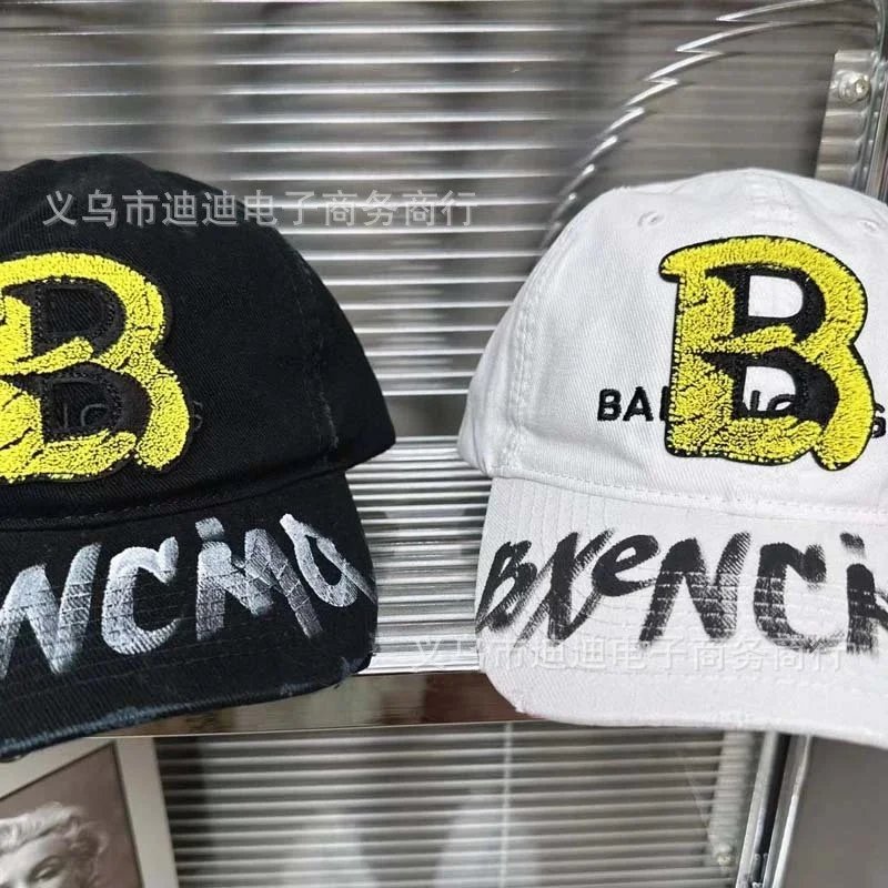 Balenciaga Logo Embroidered Baseball Caps — Black and White product photo 3