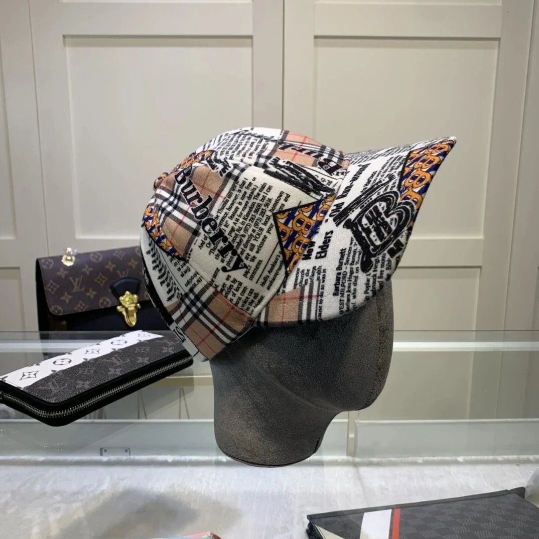 Burberry Newspaper Print Check Baseball Cap Multicolor - 1