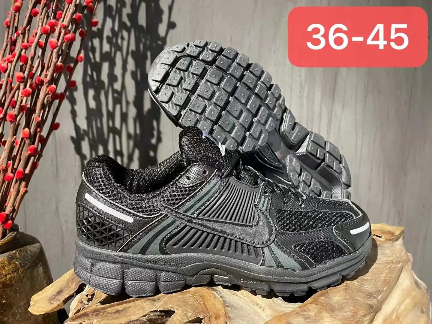 Nike Zoom Vomero 5 Black Cream Running Shoes - 7