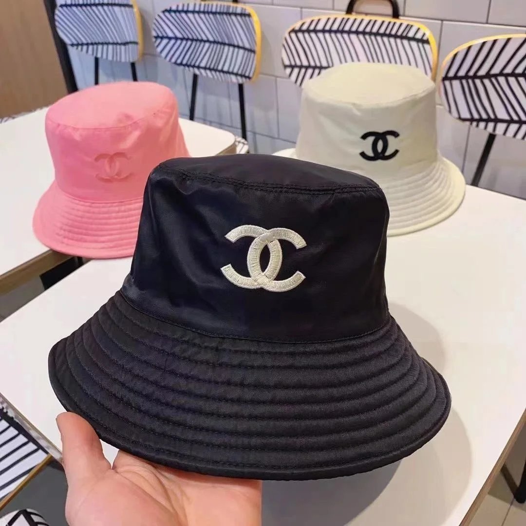 Chanel CC Logo Bucke