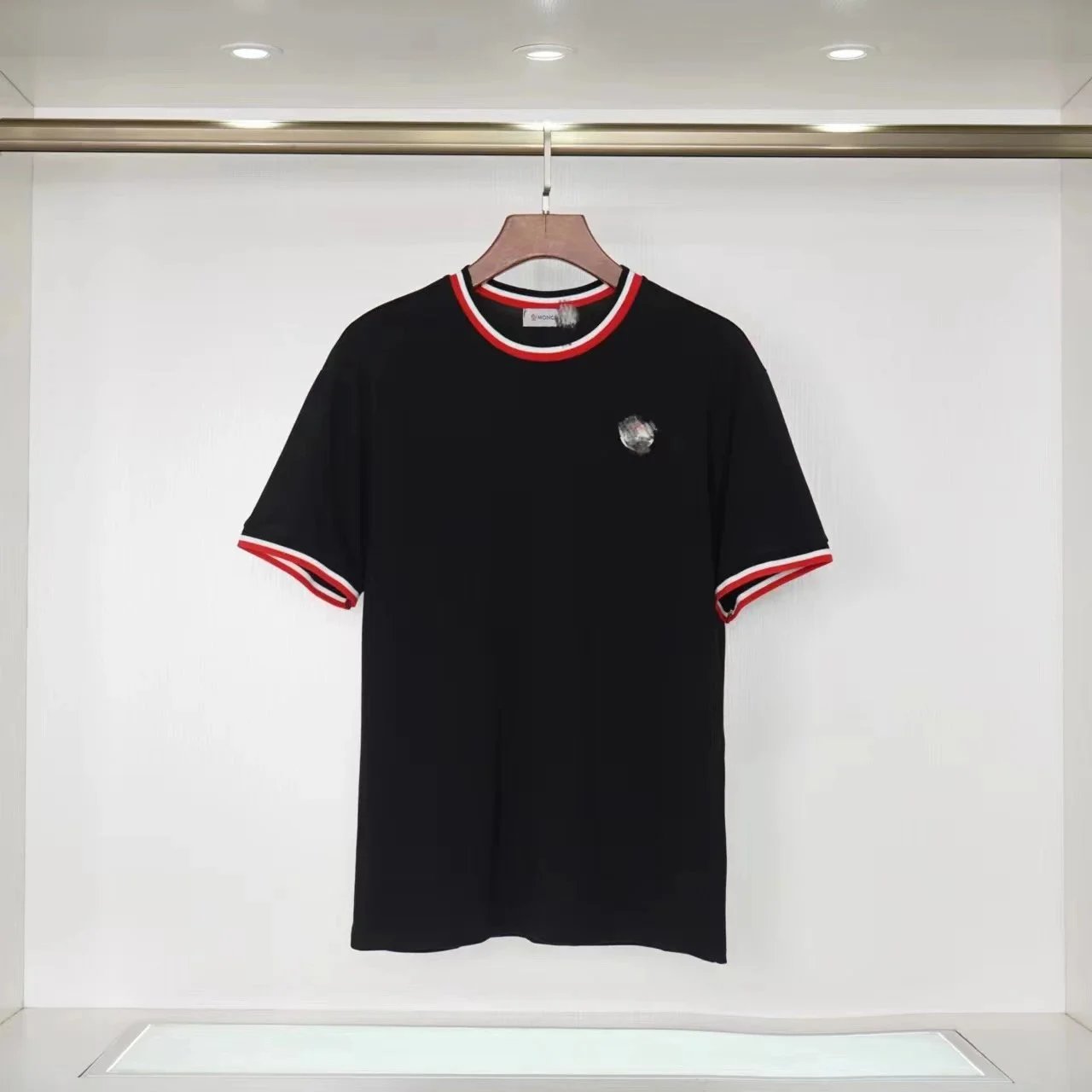 Moncler Dragon Logo Black T-Shirt - 9