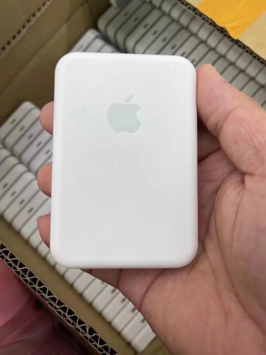 Apple MagSafe Battery Pack