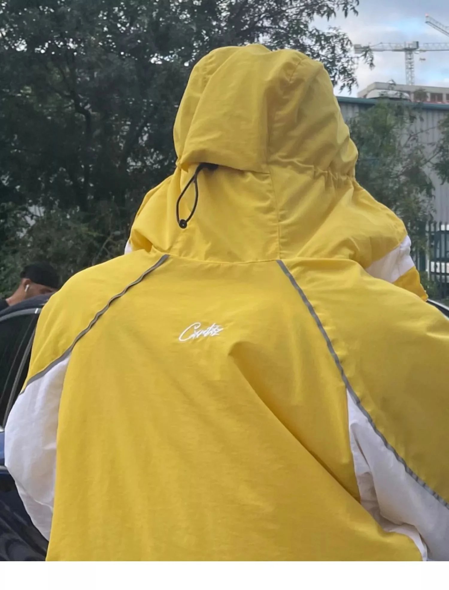 Off-White Windbreaker and Shorts Set Yellow White Sporty Two-Piece Set - 8
