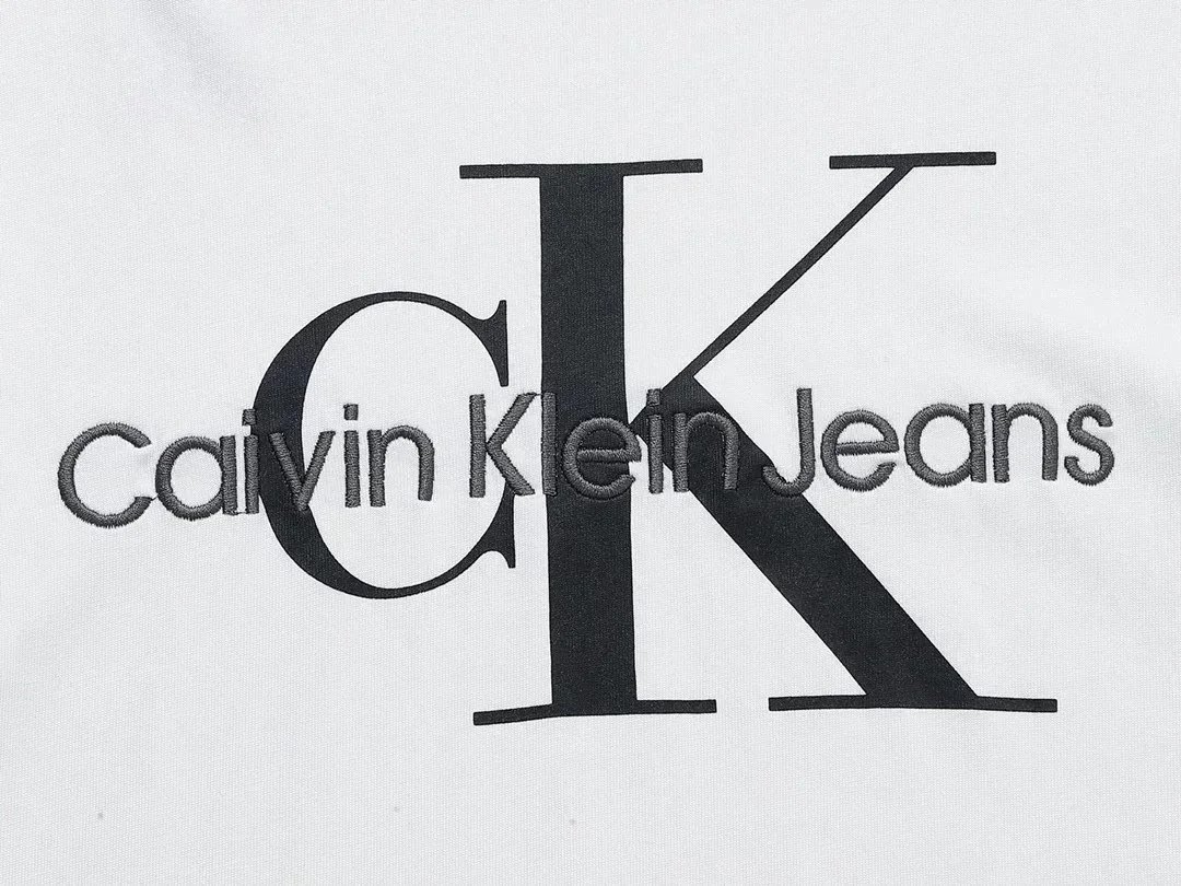 Calvin Klein Jeans Monogram Logo White T-Shirt - 6