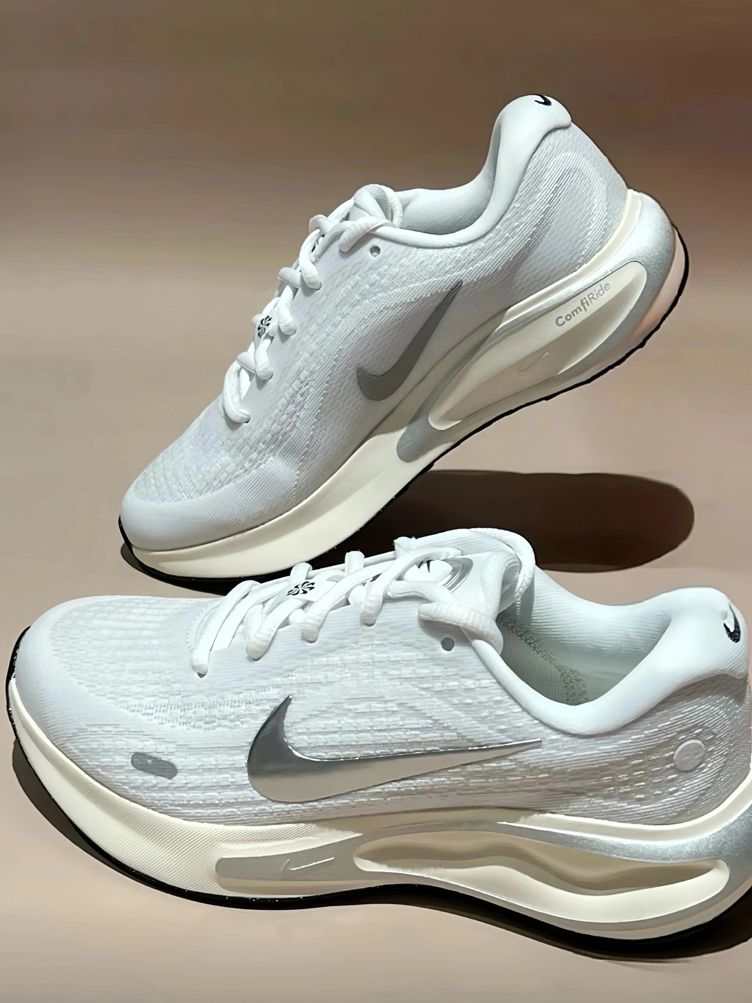 Nike React Phantom 3 White Gold Running Shoes - 3