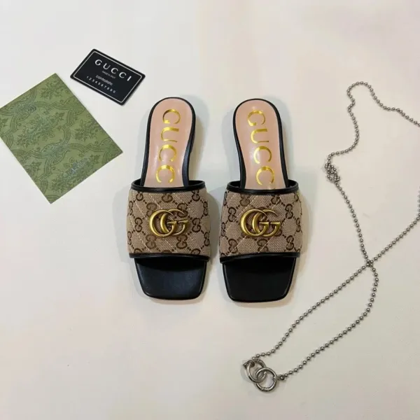Gucci GG Marmont Slide Sandals Beige and Black - 1