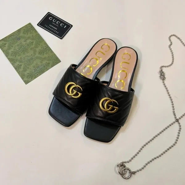 Gucci Marmont Quilted Slide Sandals Black - 1
