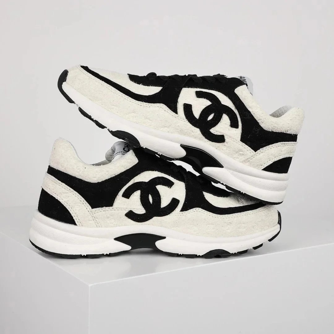 Chanel CC Logo Runner White Gray Black Sneakers - 6