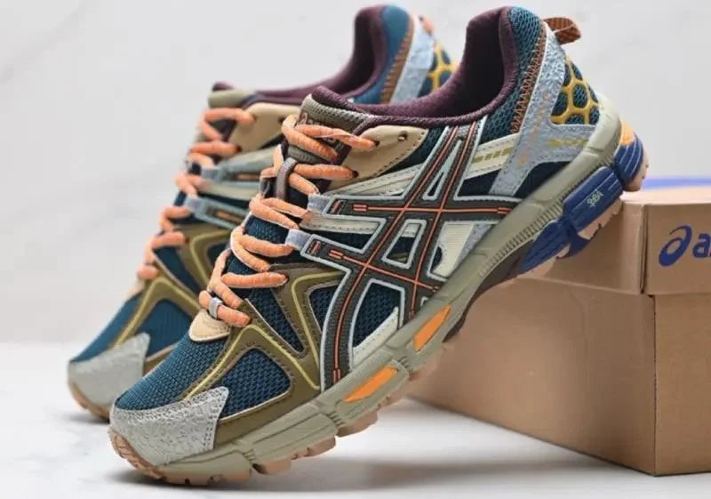 Asics Gel-Kayano 5 Black/Gray Running Shoes - 6