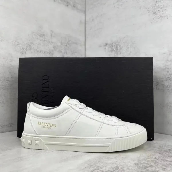 Valentino Garavani Rockstud Low-Top White Sneakers - 1
