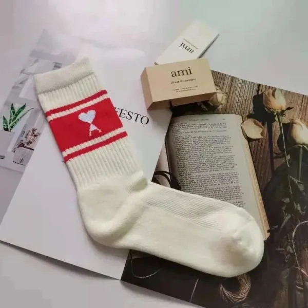 Ami Alexandre Mattiussi Heart Stripe Socks White/Red - 1