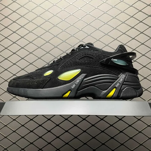 Design Raf Simons Ozweego Black Glow-in-the-Dark Sneakers Chunky Sneakers - 28