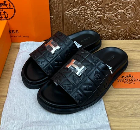 Hermès Slippers Open-Toe Slide product detail image 10