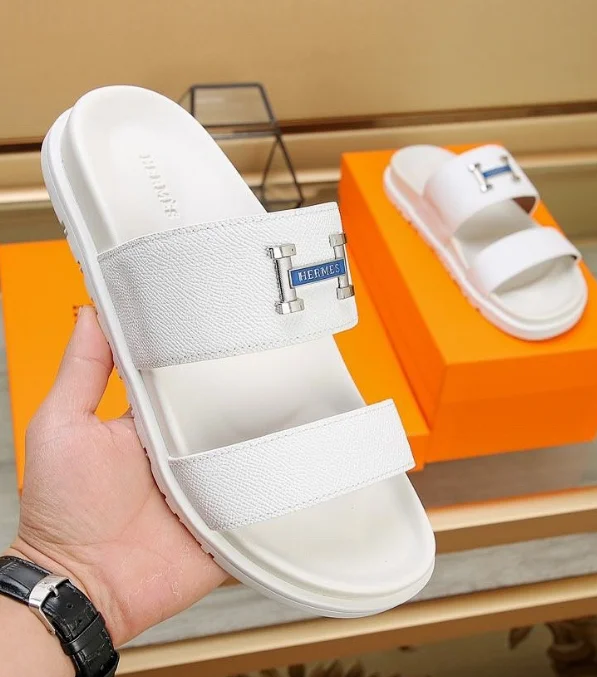 Hermès Slippers Open-Toe Slide product detail image 2