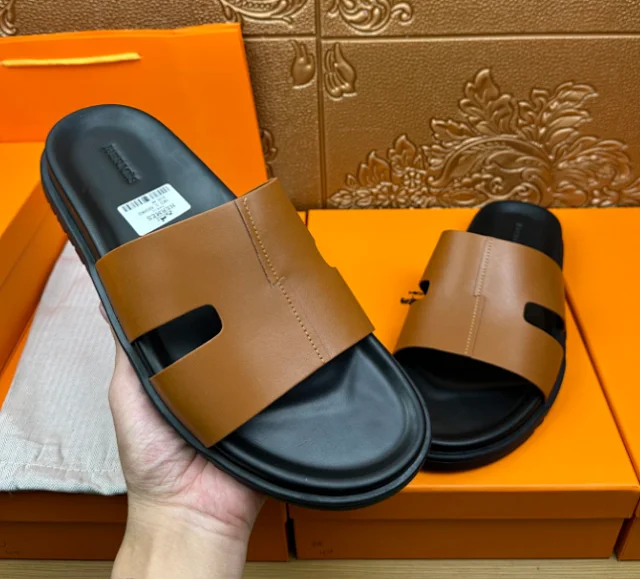 Hermès Slippers Open-Toe Slide product detail image 4