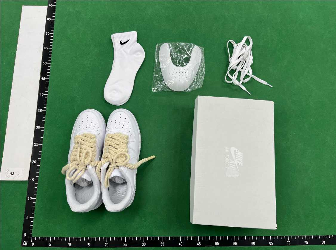 Nike Sneakers Air Force 1 '07 Low-Top image 3