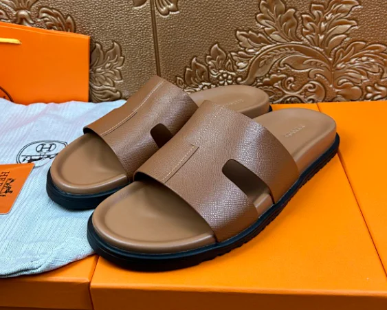 Hermès Slippers Open-Toe Slide product detail image 9