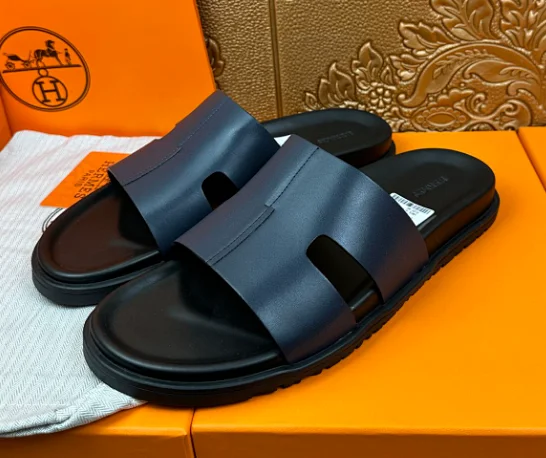 Hermès Slippers Open-Toe Slide product detail image 5