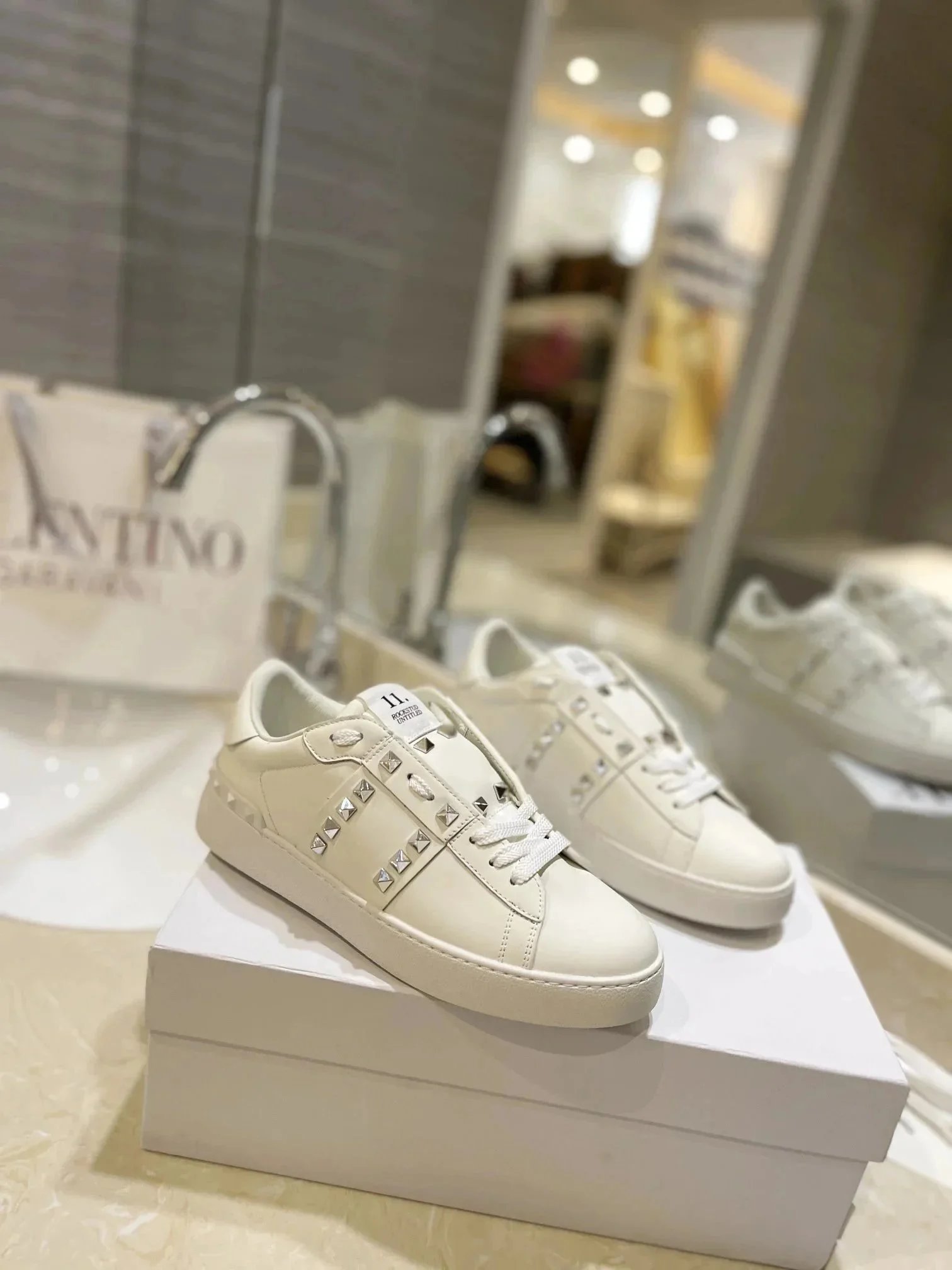 Valentino Valentino Rockstud White Leather Sneakers White