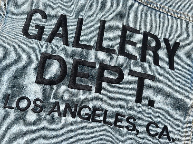 GD Embroidered Logo Light Blue Denim Jacket photo 8