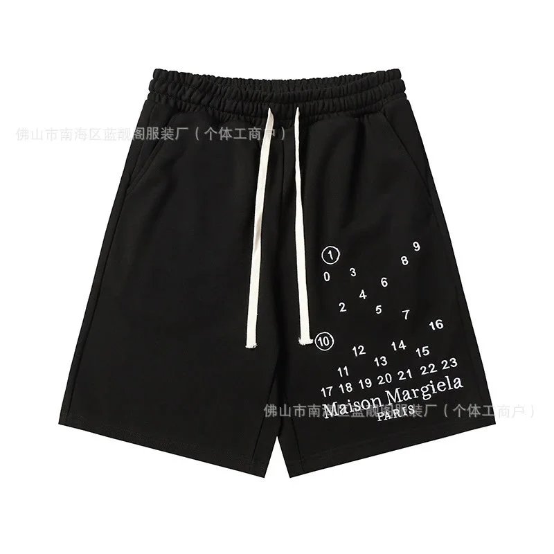 826 Black