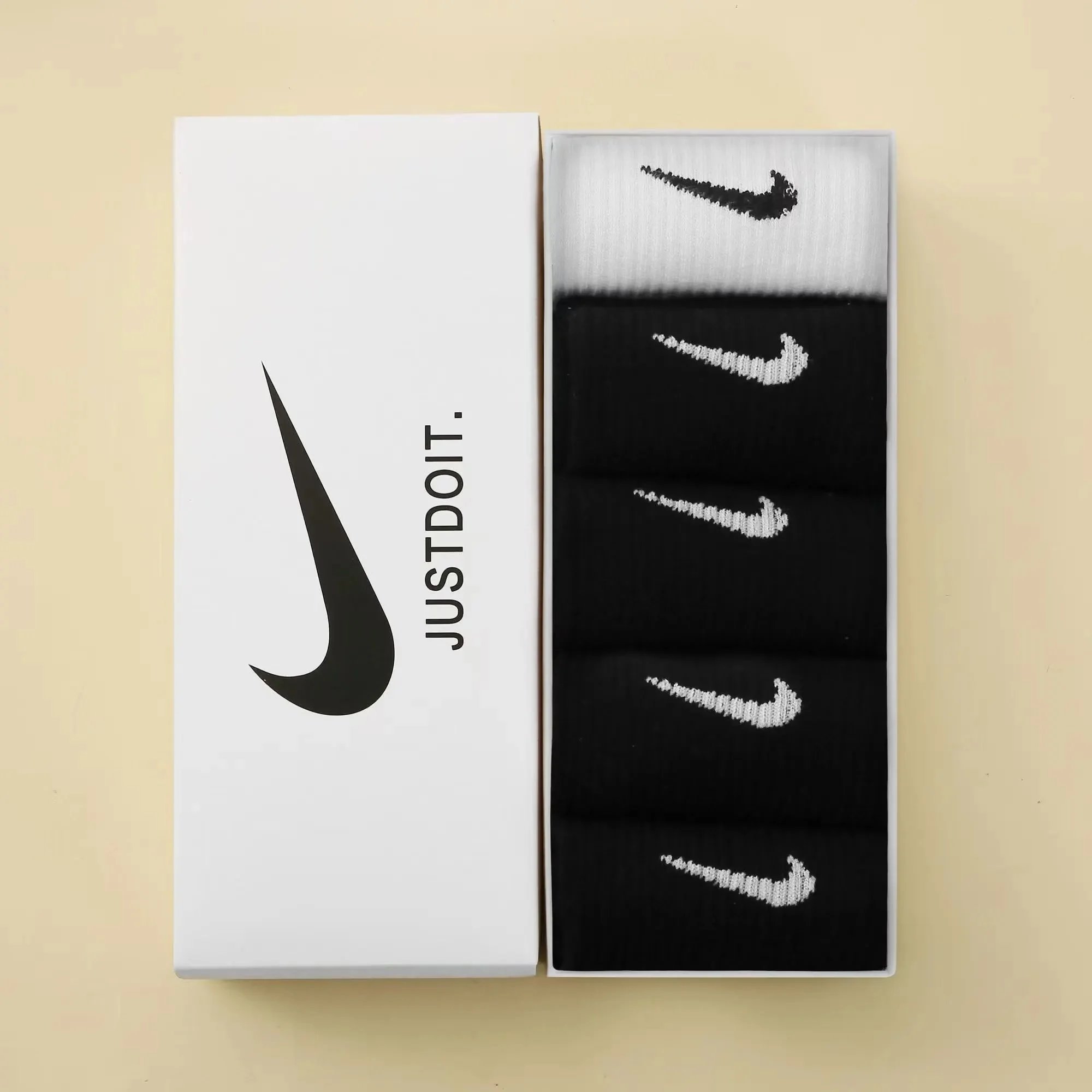 5-pair set (black + black + black + black + black + white)