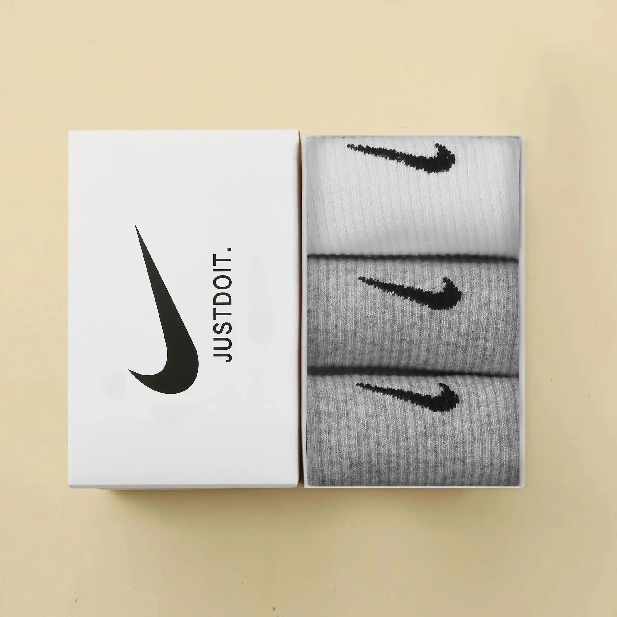 3-pair set (gray+gray+white)