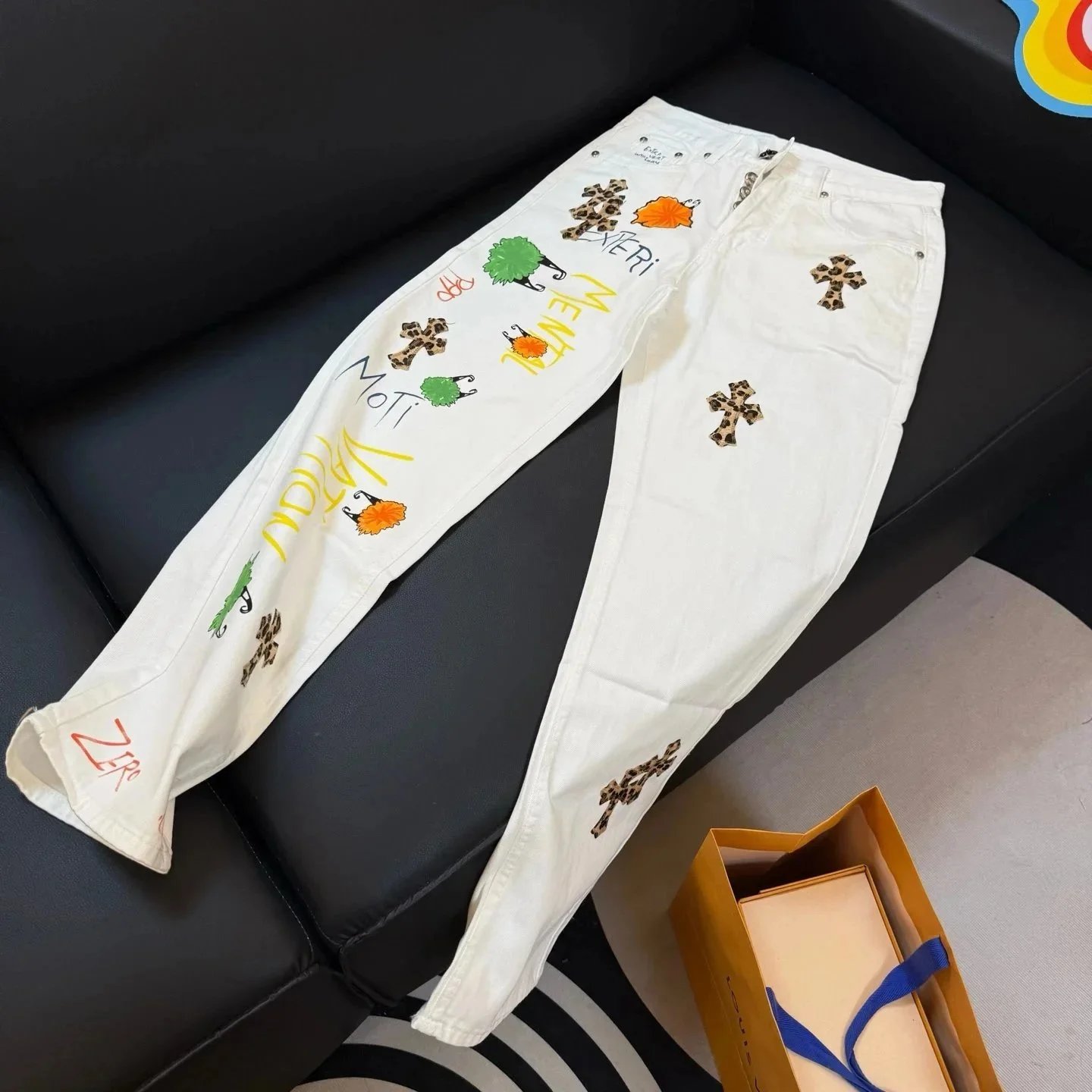 Chrome Hearts Jeans with cross motif patches product photo 3