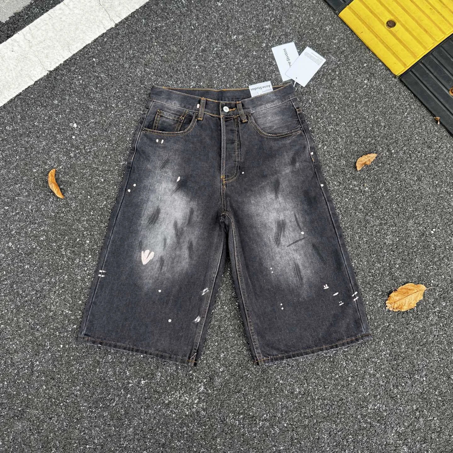 Button-Front Washed 7/8 Denim Shorts for Men and Women