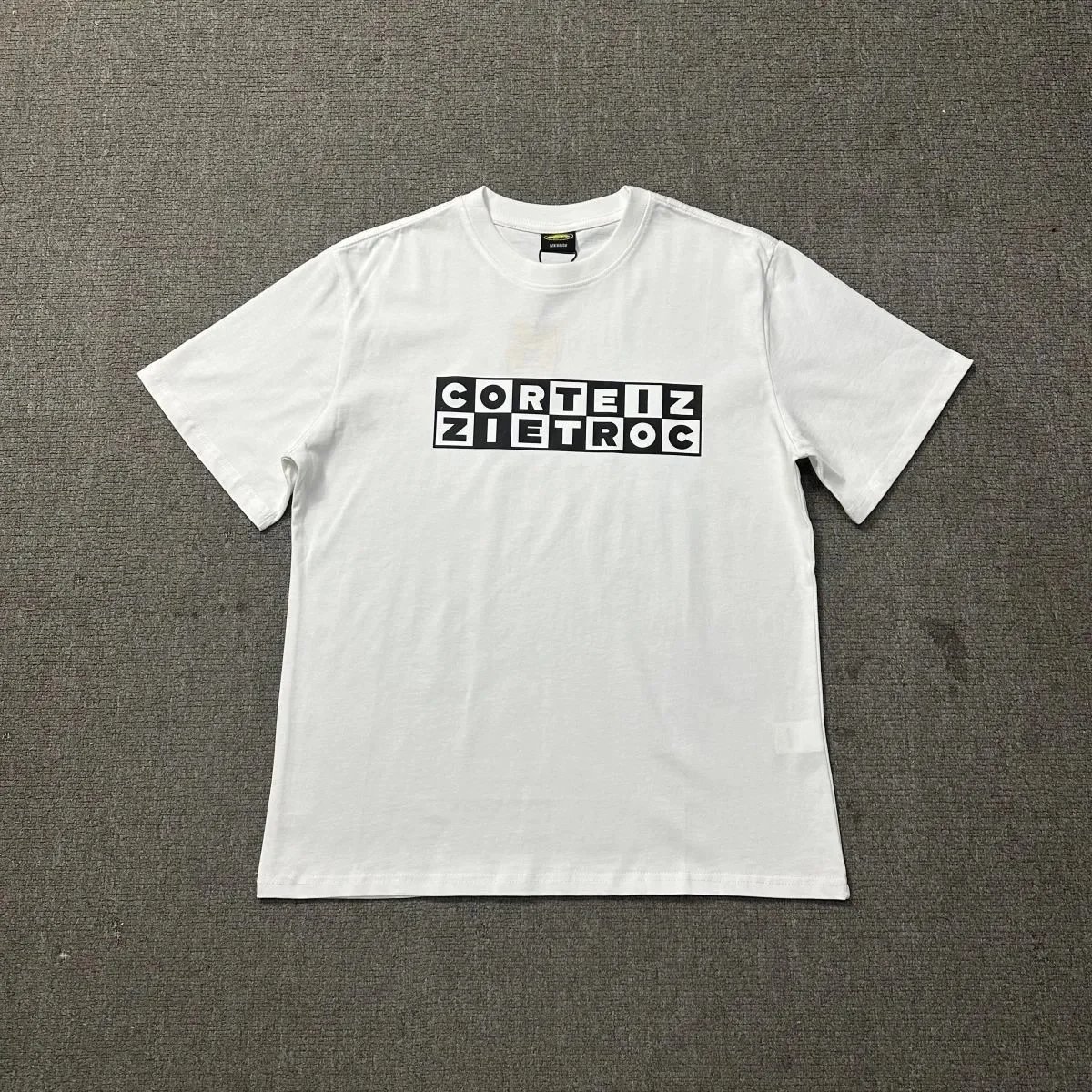 Corteiz T-Shirts Graphic Print — 3255 white