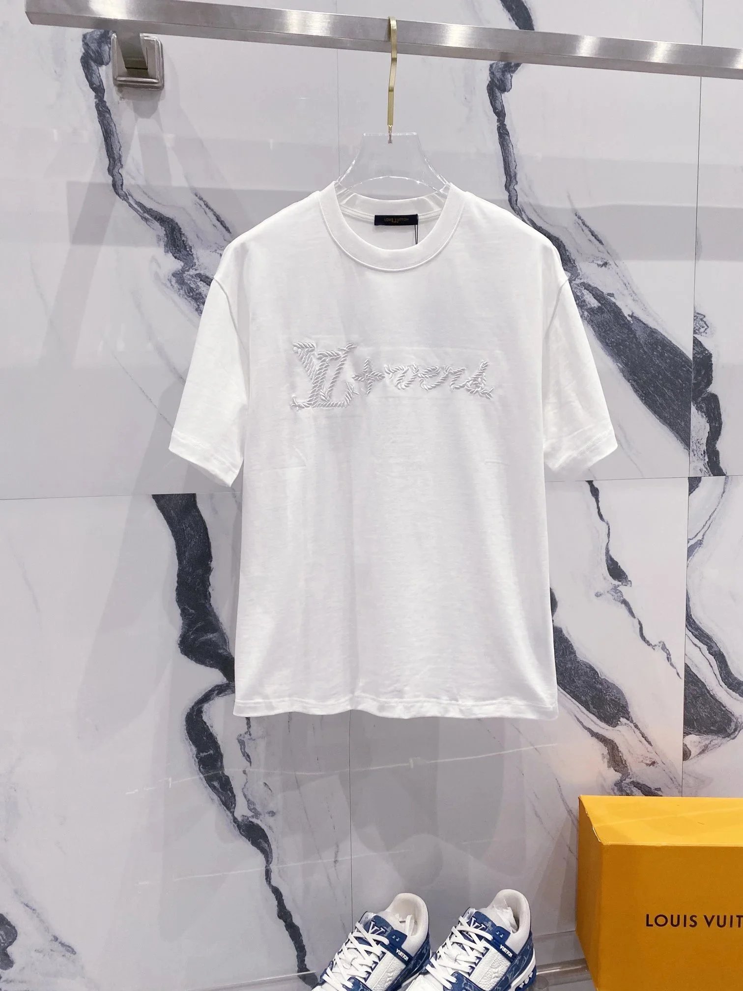 Louis Vuitton T-Shirts Short-Sleeve Logo and Monogram Designs — 37
