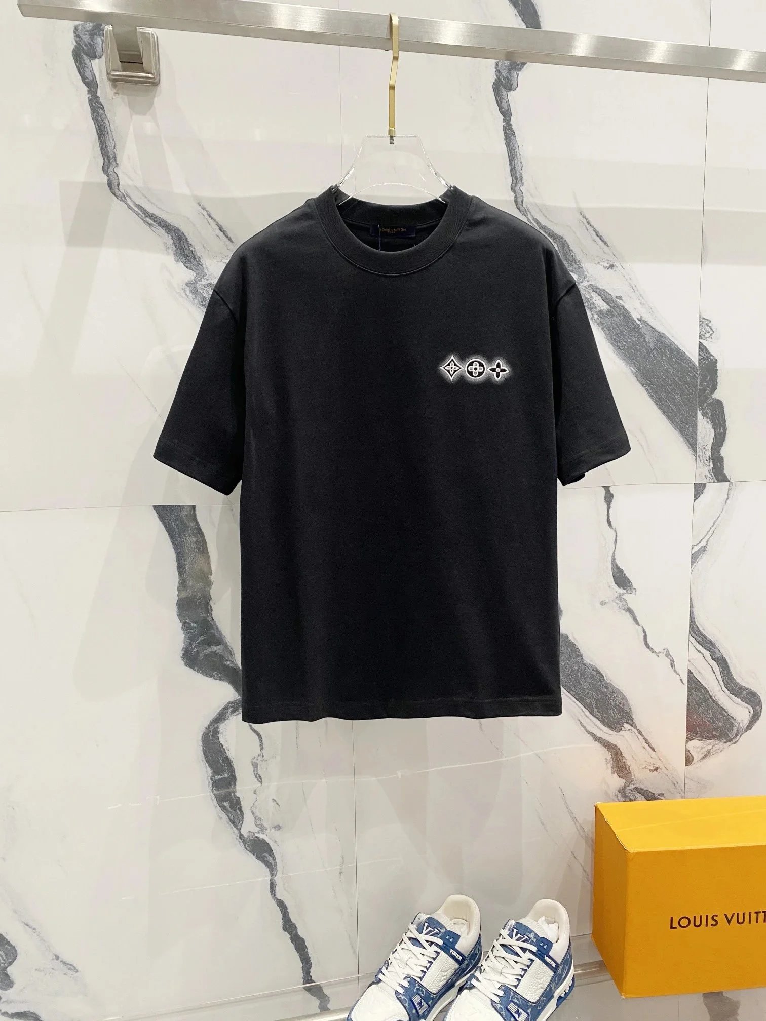 Louis Vuitton T-Shirts Short-Sleeve Logo and Monogram Designs — 27
