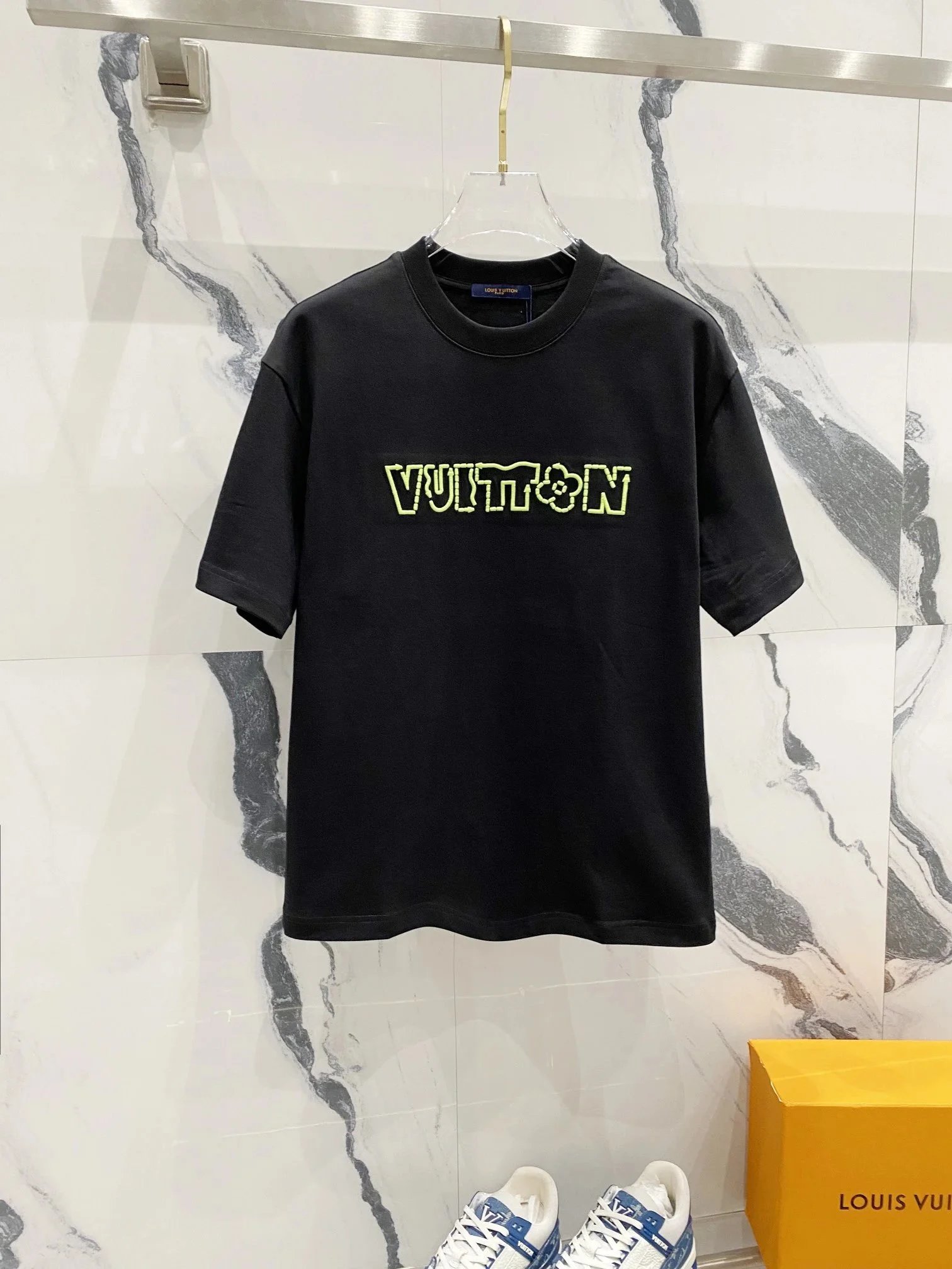 Louis Vuitton T-Shirts Short-Sleeve Logo and Monogram Designs — 25