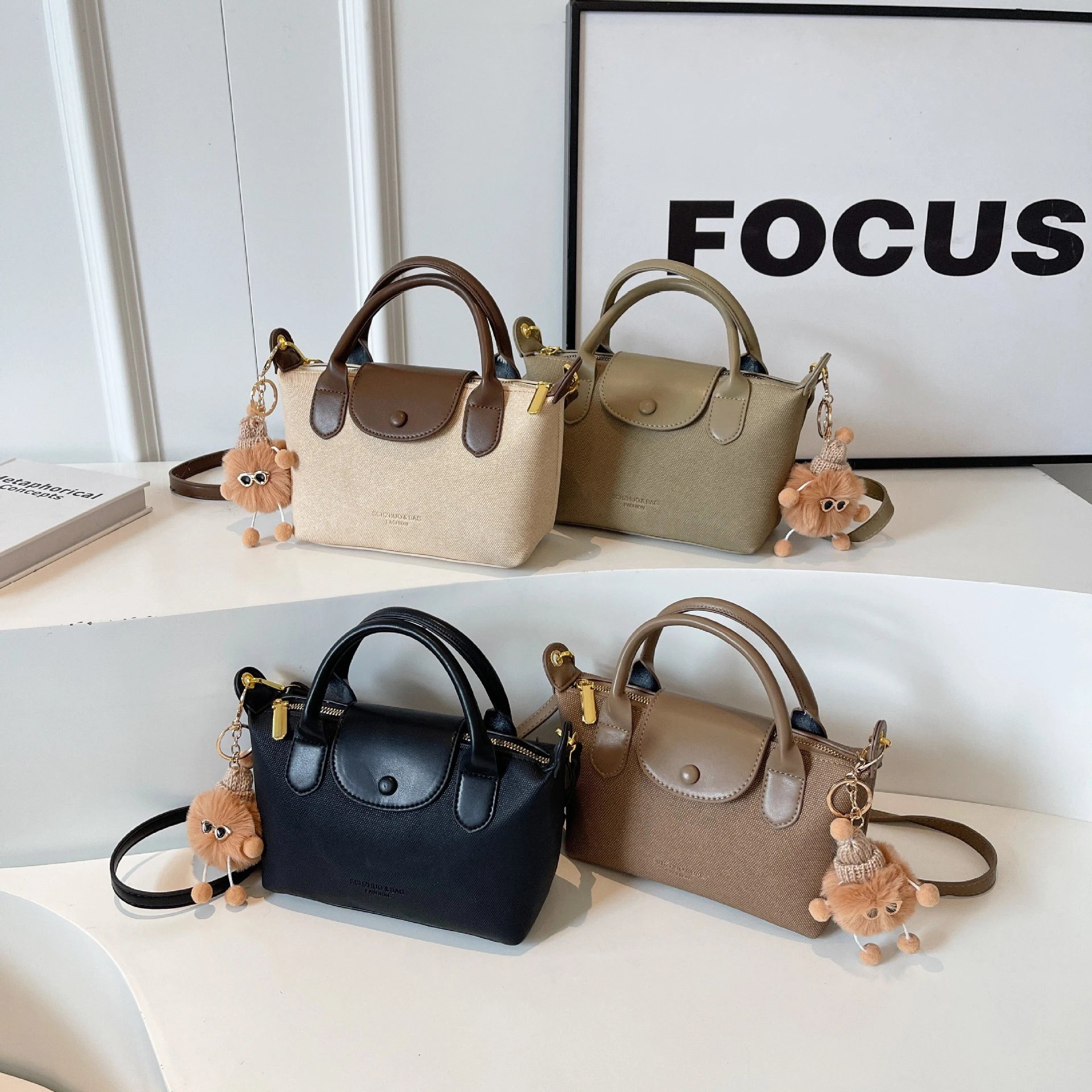 New Trendy Elegant Handheld Crossbody Bag