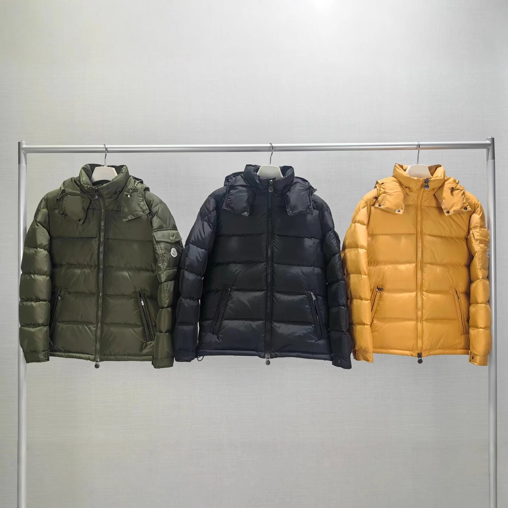 M25s Maya Classic Down Jacket Unisex