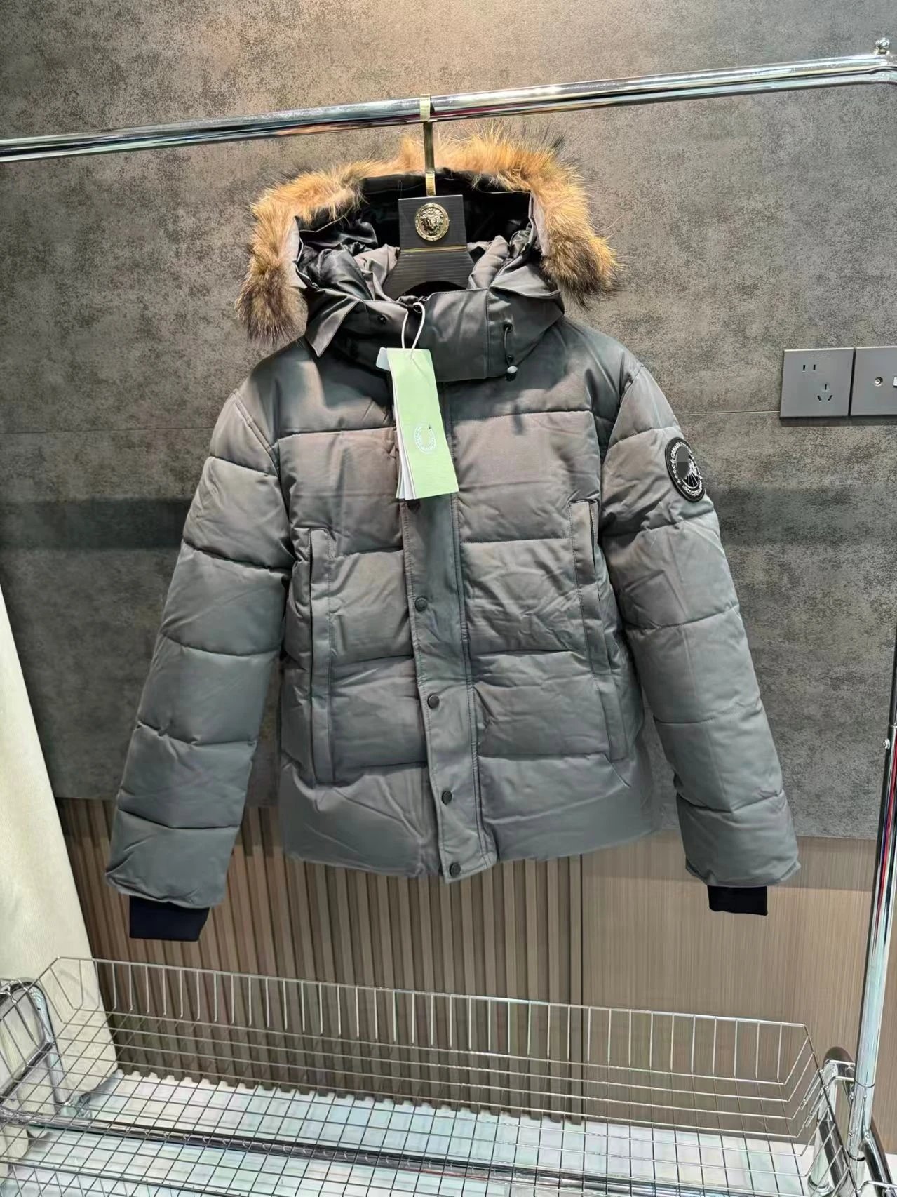 Product view 18