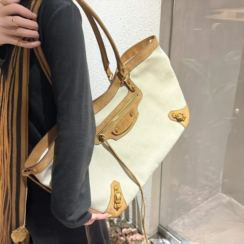 City Tote Bag