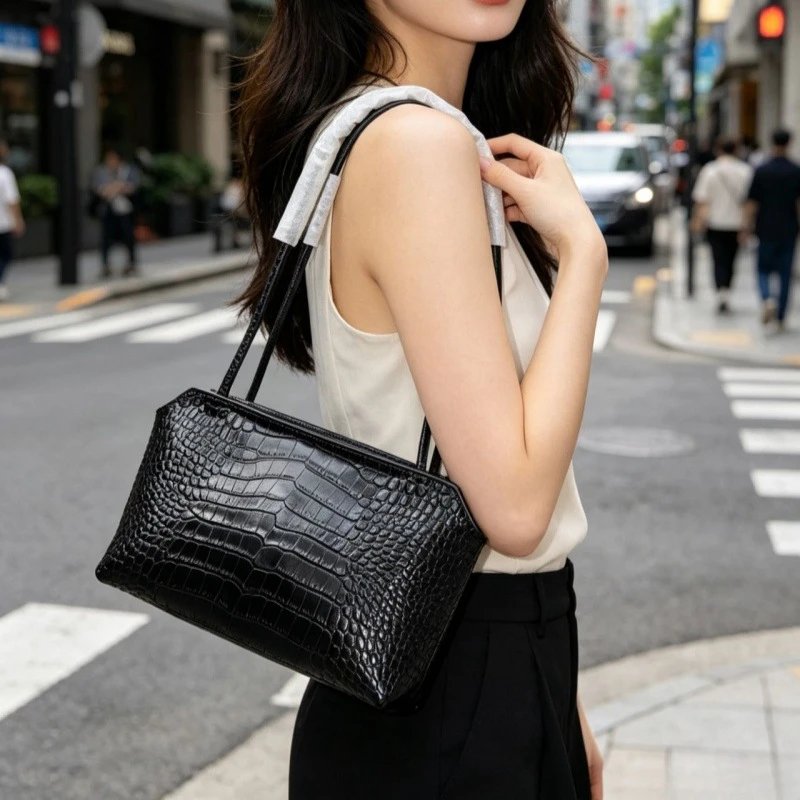 Women Classic Leather Crossbody Bag