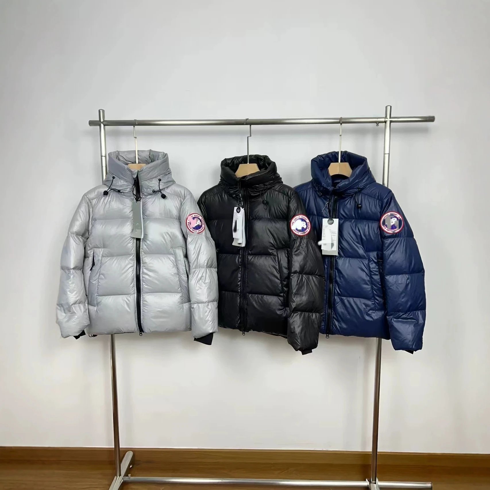 Winter Performance Athletic Black Red Label Do