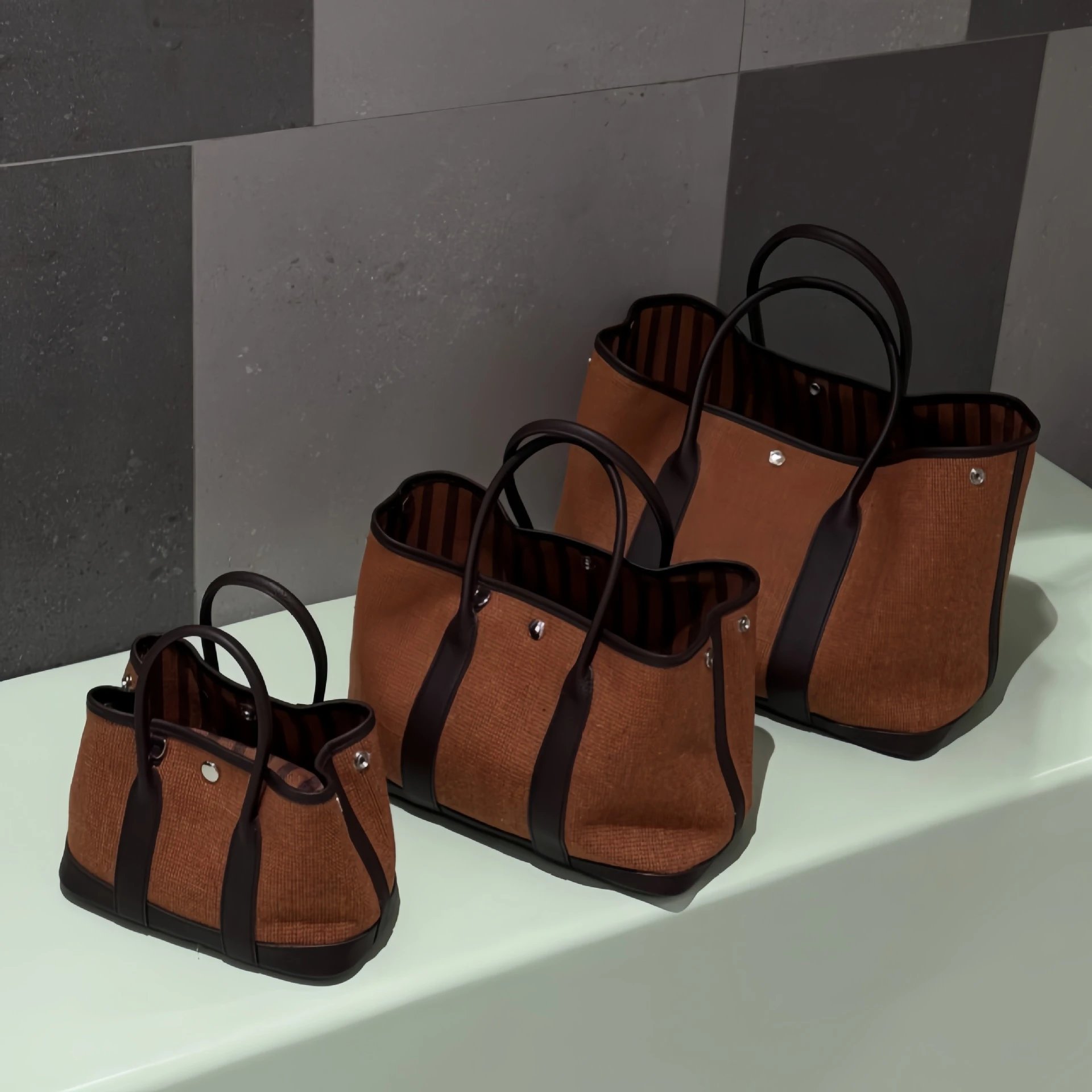Ema Home Autumn Winter Striped Wool Garden Bag