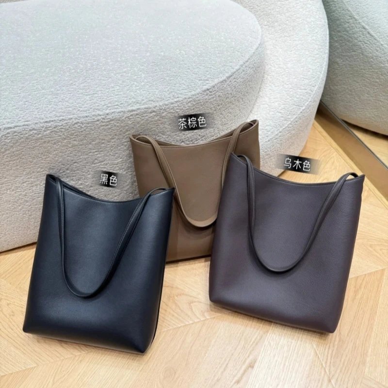 T*Row Premium Calfskin Alma Tote Bag Athletic 