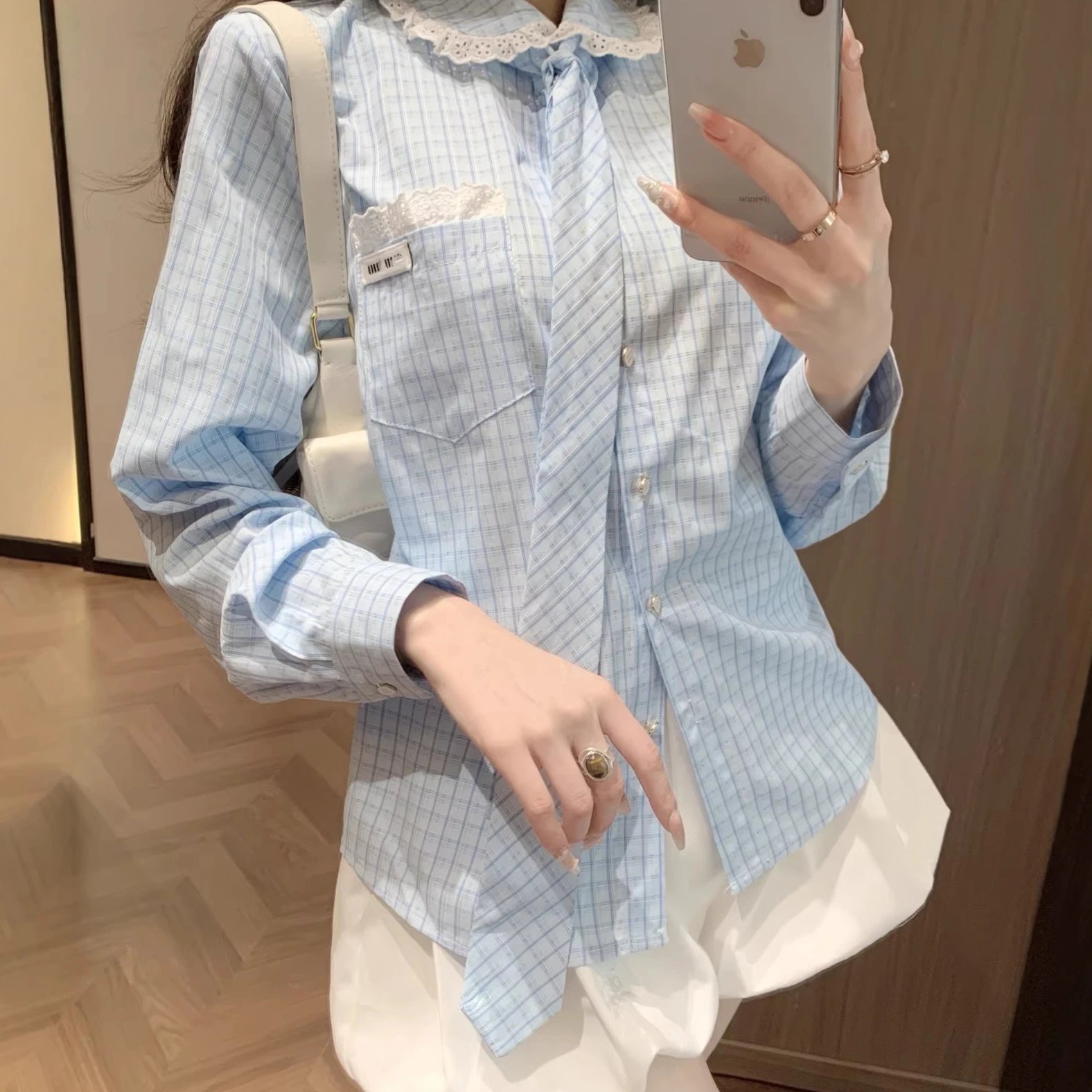 MU新款口袋蕾丝拼接娃娃领格纹修身衬衫配同格领带休闲韩系气质