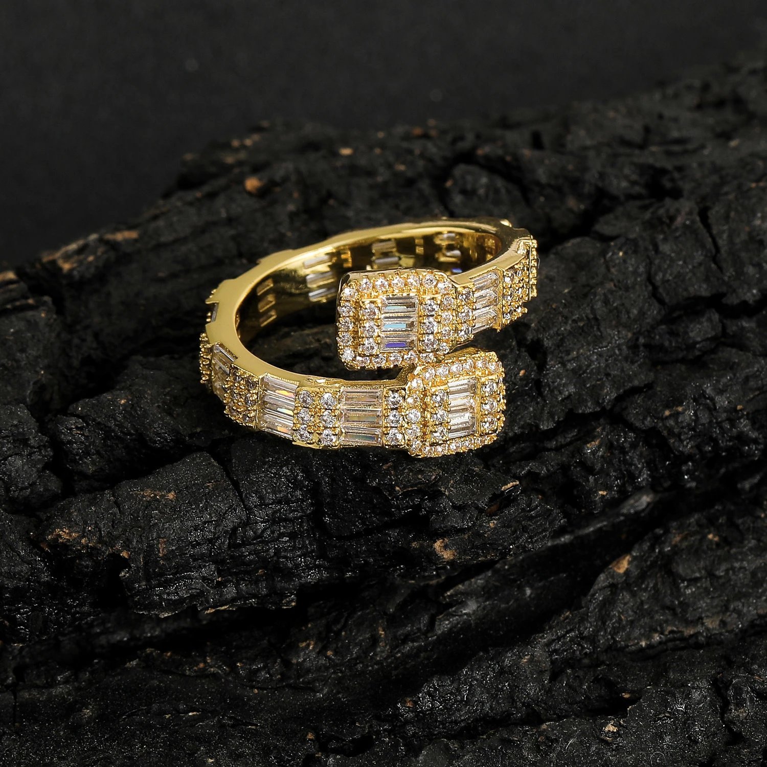 Zircon Ring