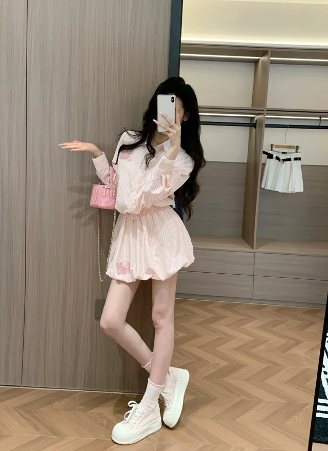 Miu Matching Sets Gingham collared shirt and bubble skirt set product detail image 2