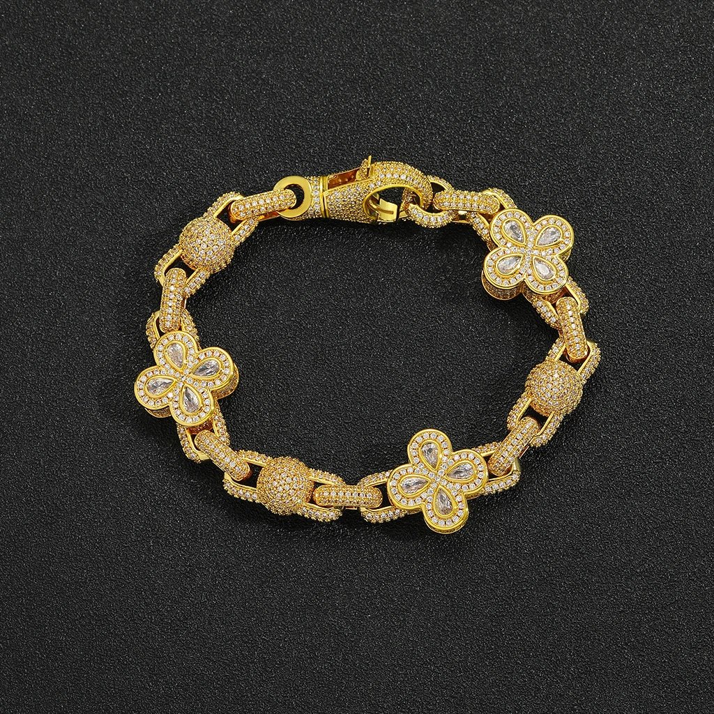 Four Leaf Chain
