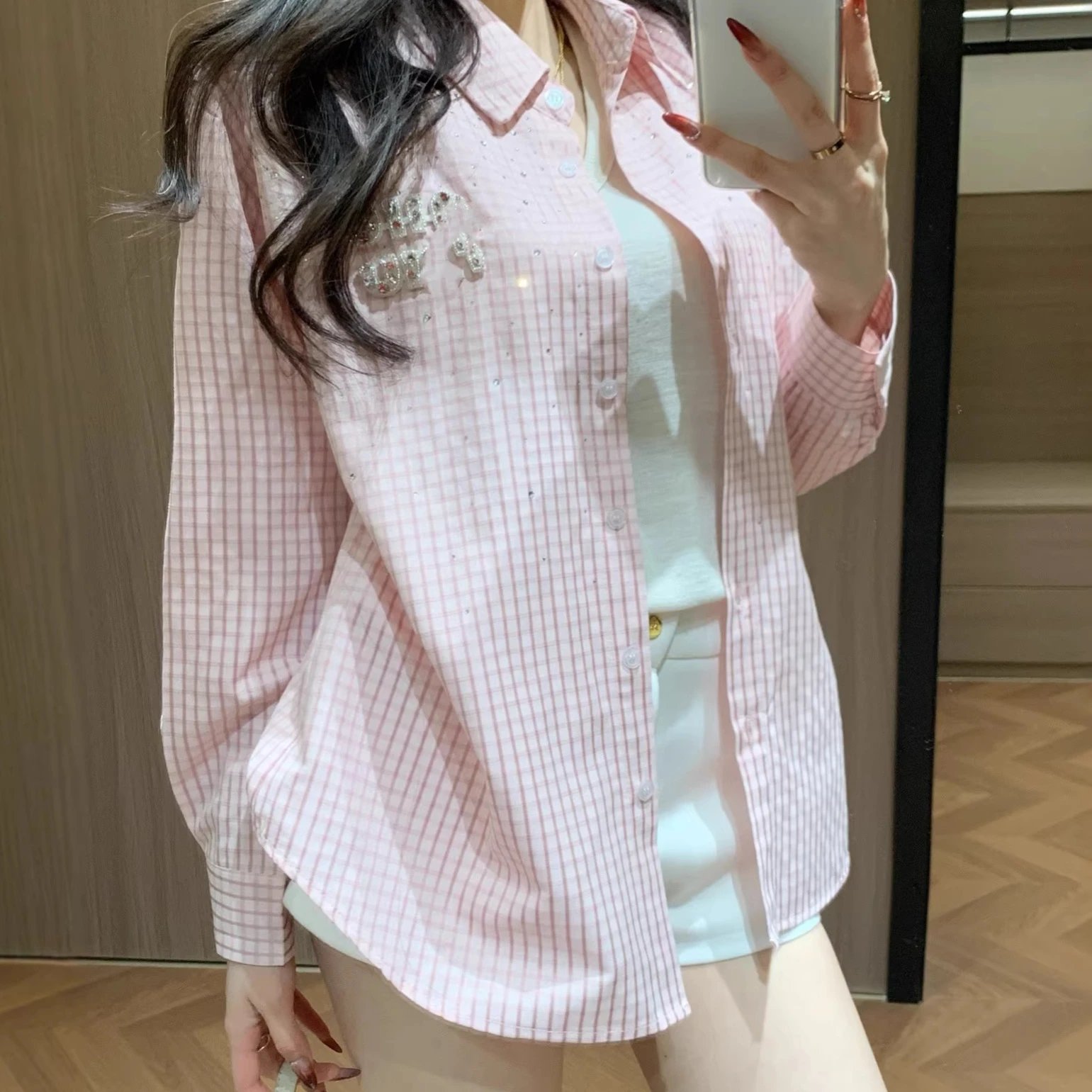 MU新款法式胸前水钻翻领宽松单排扣格纹衬衫长袖上衣松弛轻奢通