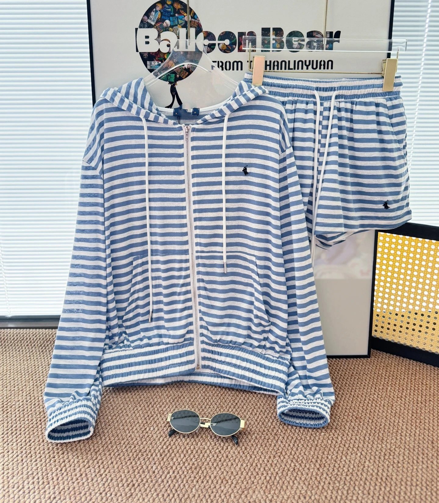 Product view 2