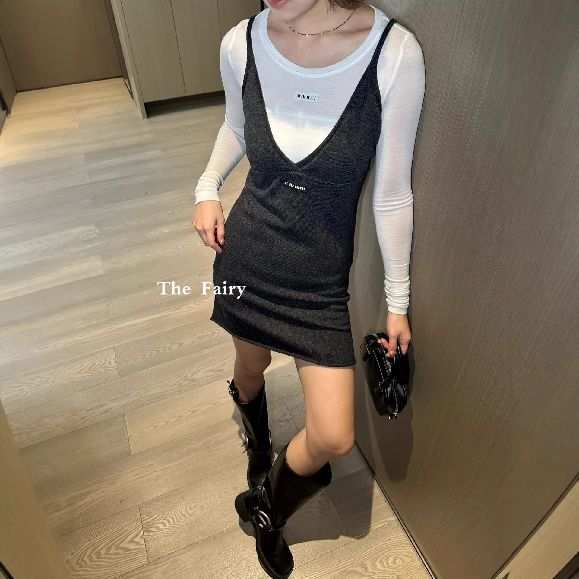 The Fairy Black V-Neck Mini Dr